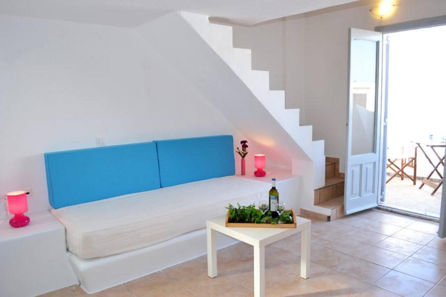 Otel Iliada-odysseas Perissa (Santorini)