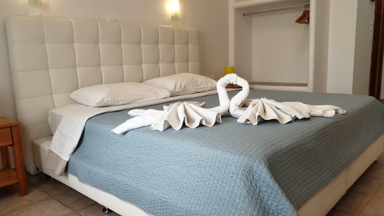 Iliada-odysseas 4* Perissa (Santorini)